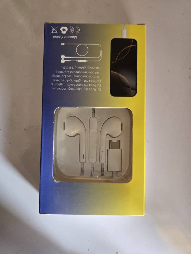 14PRO MAX TYPECEARPHONE