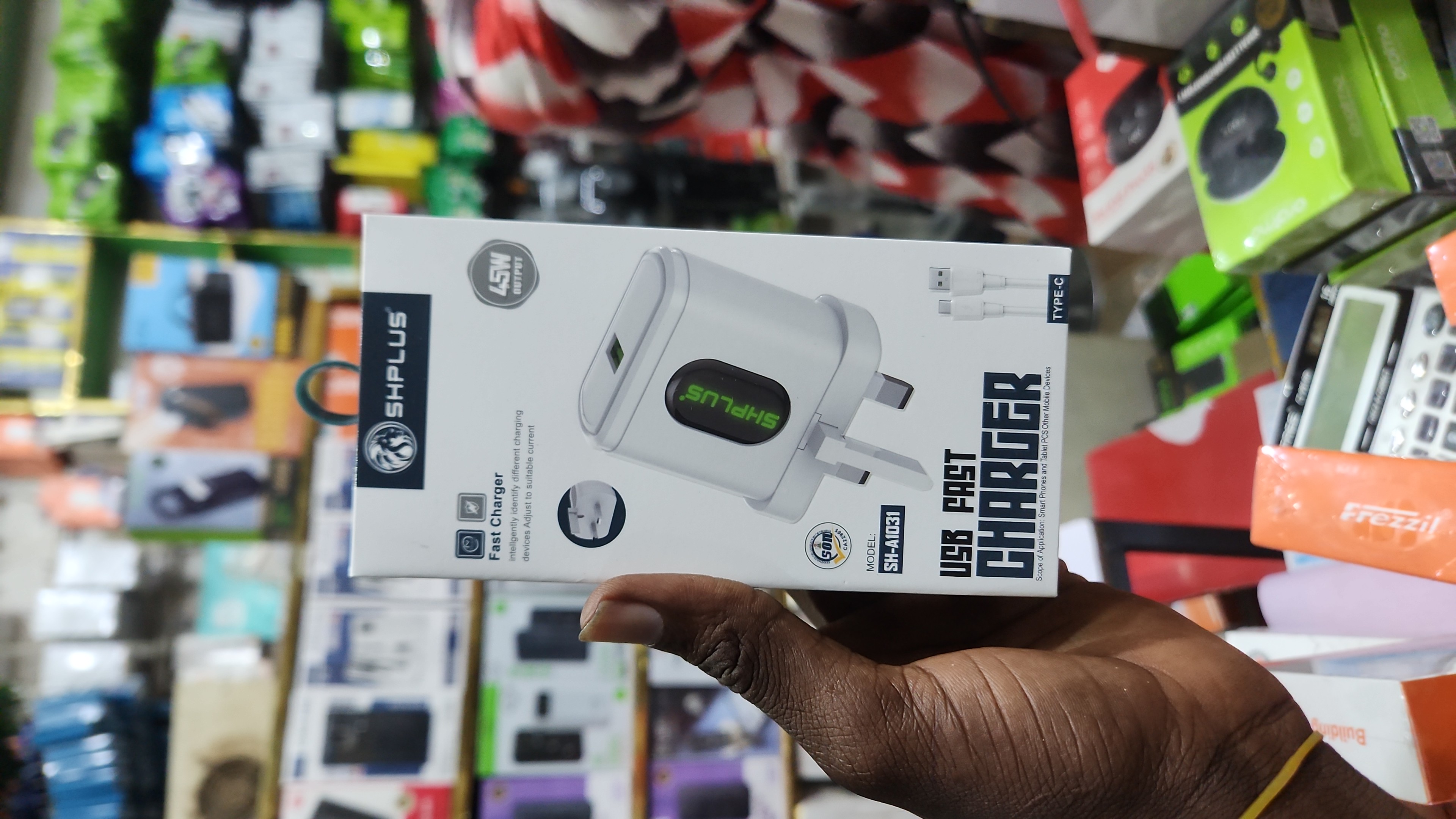 SHPLUS CHARGER SHA1031